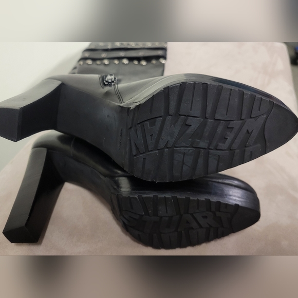 Stuart Weitzman Women's Heeled Leather Boots - Picture 6 of 10